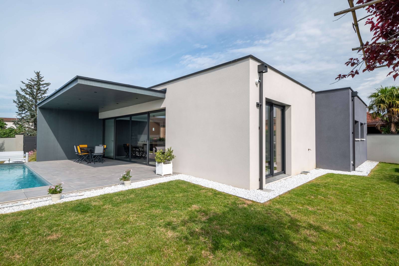 Construction de maison contemporaine de plain pied à Lyon et en Rhone Alpes